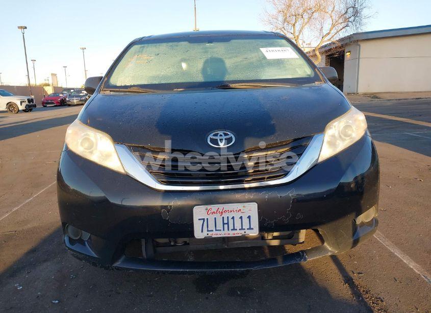Photo 12 of 2015 Toyota Sienna LE 8 PASSENGER (VIN 5TDKK3DC8FS533728)
