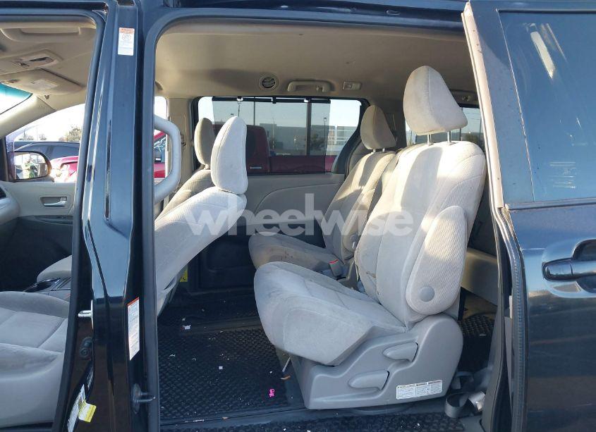 Photo 8 of 2015 Toyota Sienna LE 8 PASSENGER (VIN 5TDKK3DC8FS533728)