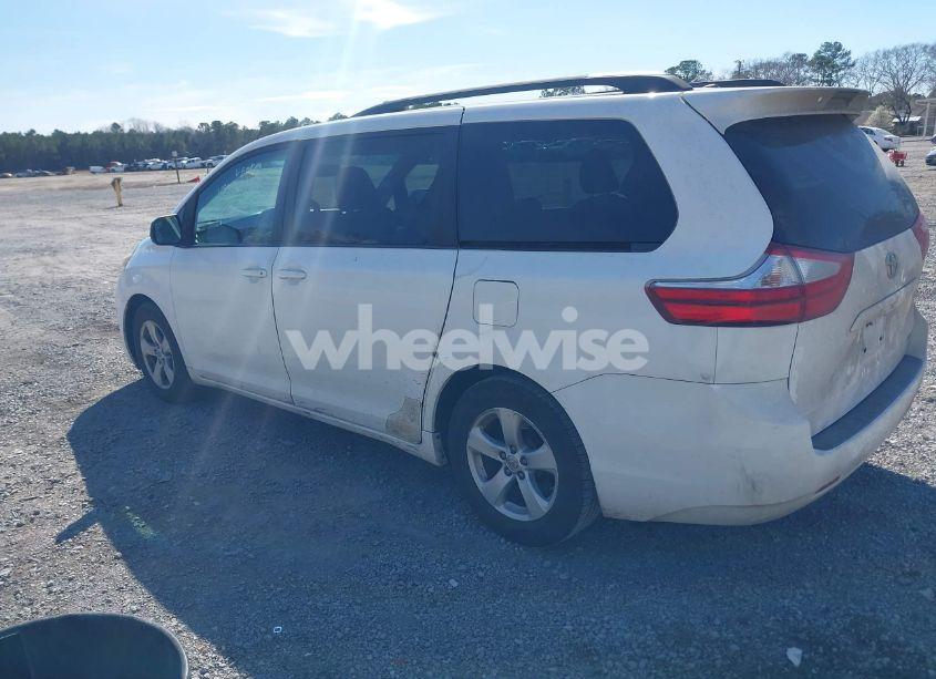 Photo 3 of 2015 Toyota Sienna LE 8 PASSENGER (VIN 5TDKK3DC8FS577762)