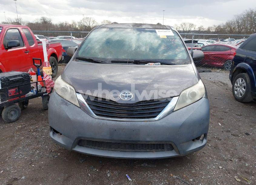 Photo 12 of 2015 Toyota Sienna LE 8 PASSENGER (VIN 5TDKK3DC8FS583786)
