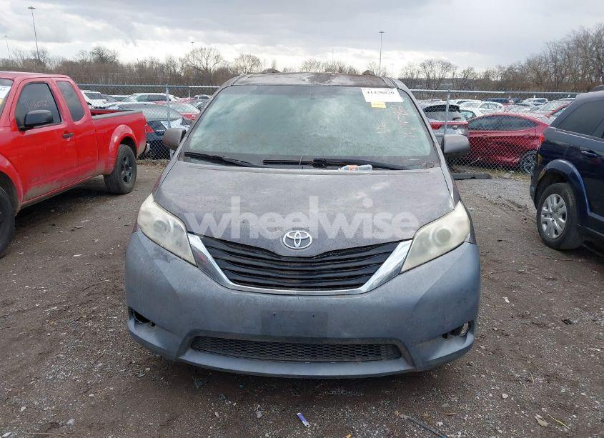 Photo 6 of 2015 Toyota Sienna LE 8 PASSENGER (VIN 5TDKK3DC8FS583786)