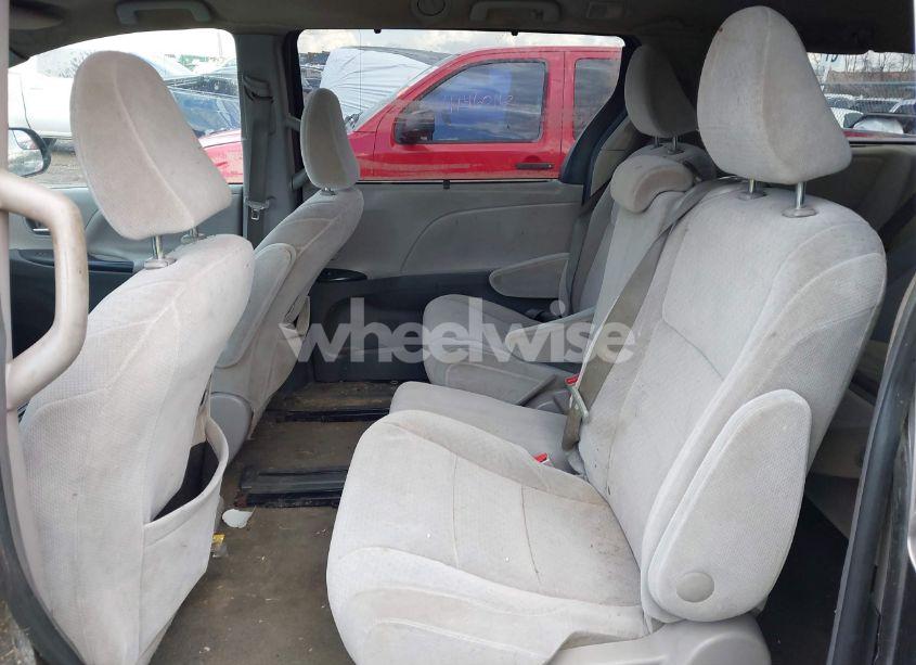 Photo 8 of 2015 Toyota Sienna LE 8 PASSENGER (VIN 5TDKK3DC8FS583786)