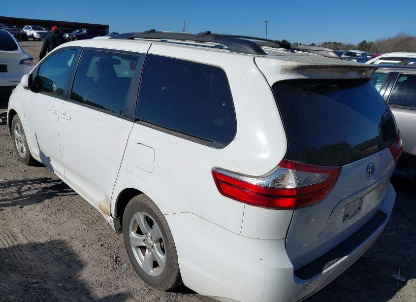 Photo 3 of 2015 Toyota Sienna LE 8 PASSENGER (VIN 5TDKK3DC8FS591726)