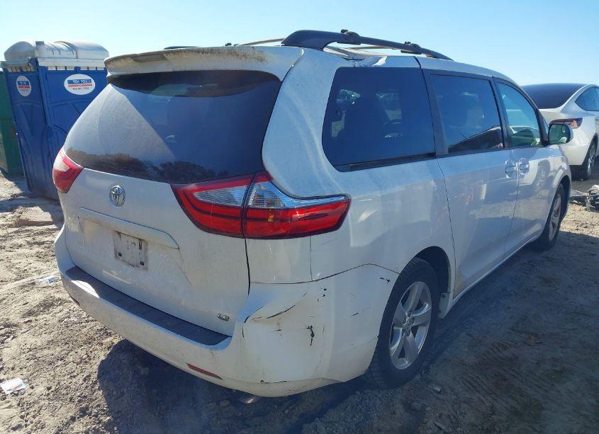 Photo 4 of 2015 Toyota Sienna LE 8 PASSENGER (VIN 5TDKK3DC8FS591726)