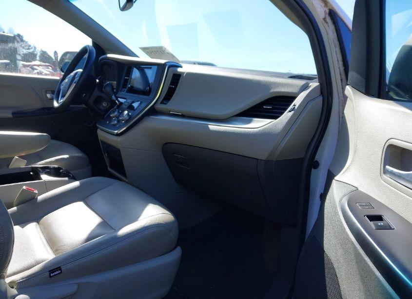 Photo 5 of 2015 Toyota Sienna LE 8 PASSENGER (VIN 5TDKK3DC8FS591726)