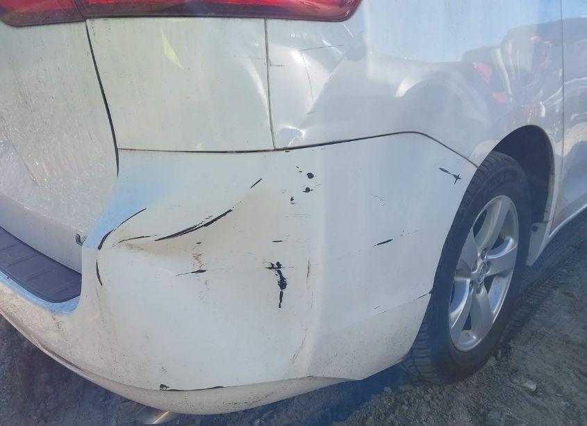 Photo 6 of 2015 Toyota Sienna LE 8 PASSENGER (VIN 5TDKK3DC8FS591726)