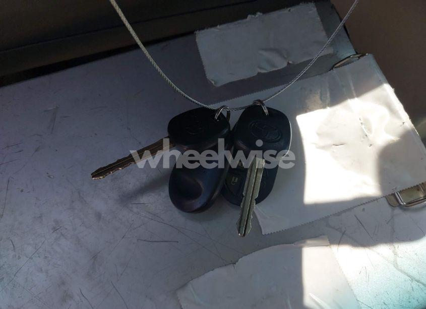 Photo 11 of 2011 Toyota Sienna LE V6/LE V6 AUTO ACCESS SEAT (VIN 5TDKK3DC9BS011541)