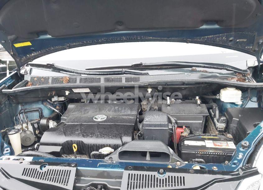 Photo 10 of 2011 Toyota Sienna LE V6 (VIN 5TDKK3DC9BS069522)