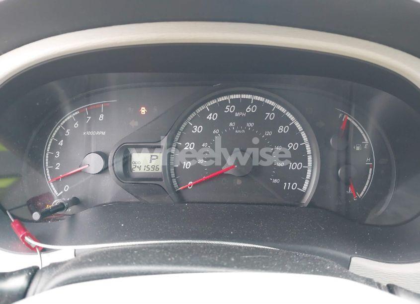 Photo 7 of 2011 Toyota Sienna LE V6 (VIN 5TDKK3DC9BS106813)