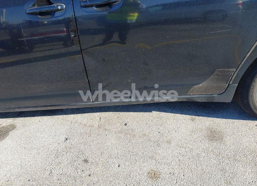 Photo 19 of 2011 Toyota Sienna LE V6 (VIN 5TDKK3DC9BS117827)