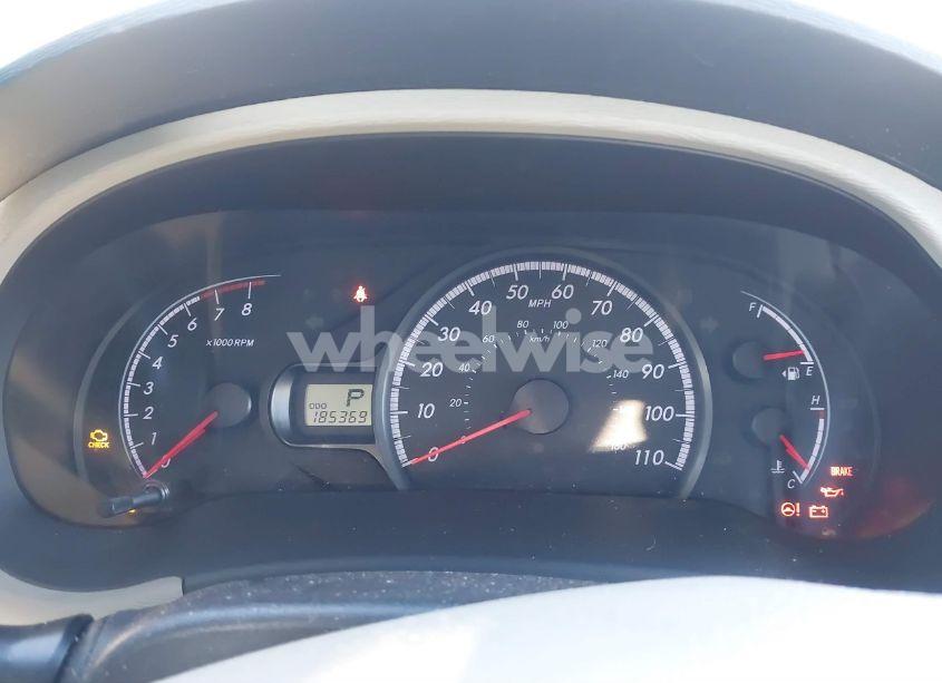 Photo 7 of 2011 Toyota Sienna LE V6 (VIN 5TDKK3DC9BS117827)