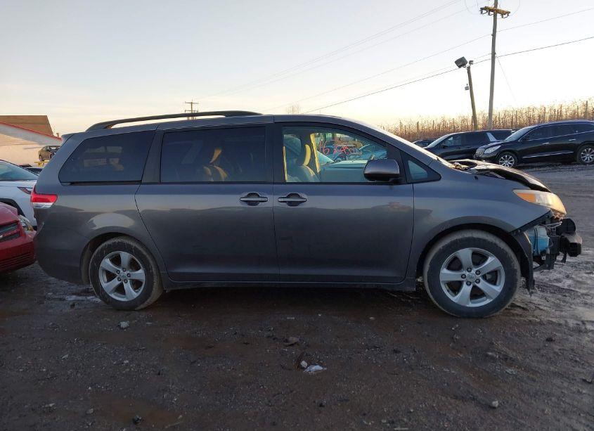 Photo 13 of 2012 Toyota Sienna LE V6 8 PASSENGER (VIN 5TDKK3DC9CS177656)
