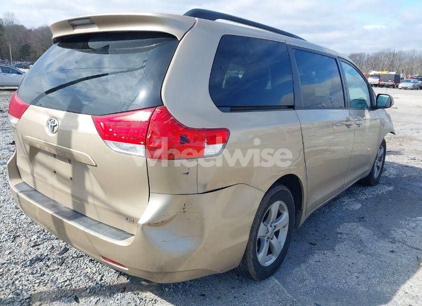Photo 4 of 2012 Toyota Sienna LE V6 8 PASSENGER (VIN 5TDKK3DC9CS192917)