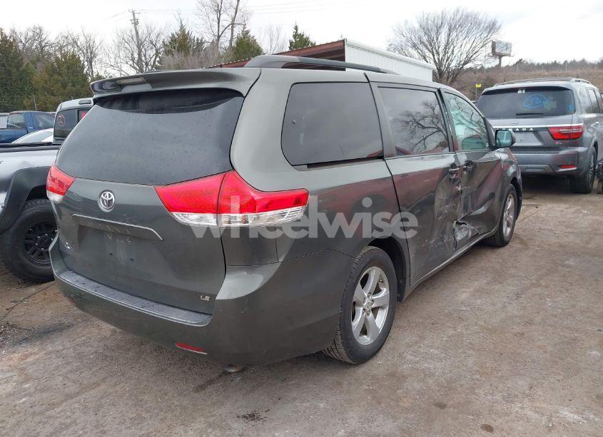 Photo 4 of 2012 Toyota Sienna LE V6 8 PASSENGER (VIN 5TDKK3DC9CS246099)