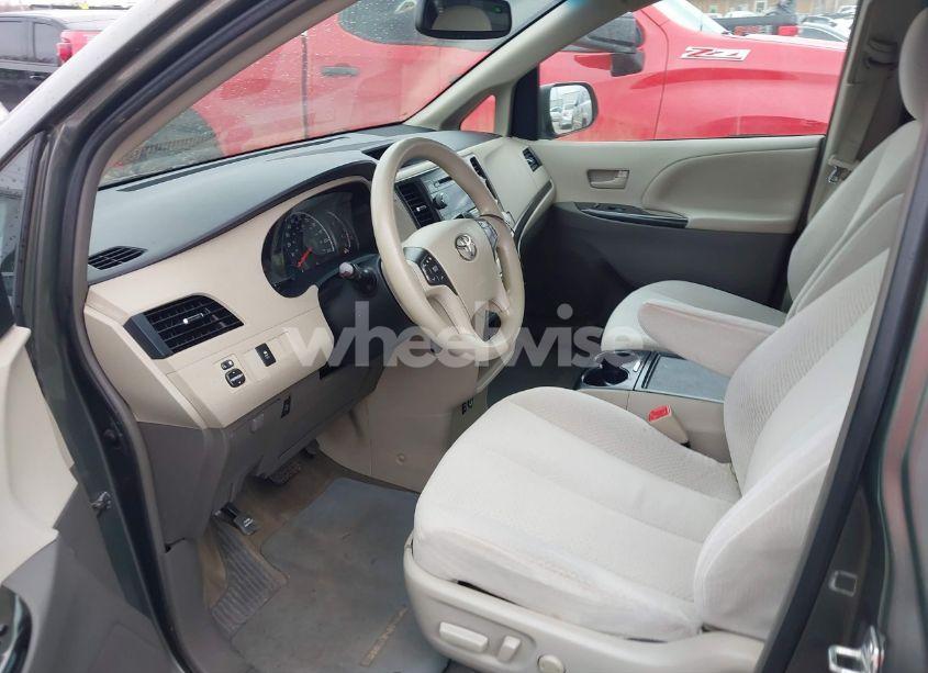 Photo 5 of 2012 Toyota Sienna LE V6 8 PASSENGER (VIN 5TDKK3DC9CS246099)