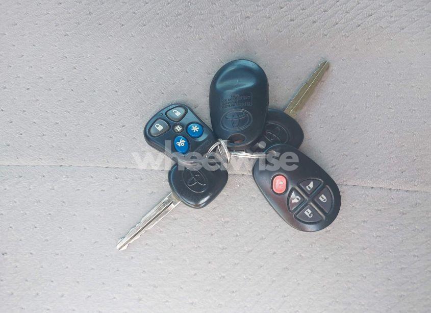 Photo 11 of 2012 Toyota Sienna LE V6 8 PASSENGER (VIN 5TDKK3DC9CS252274)