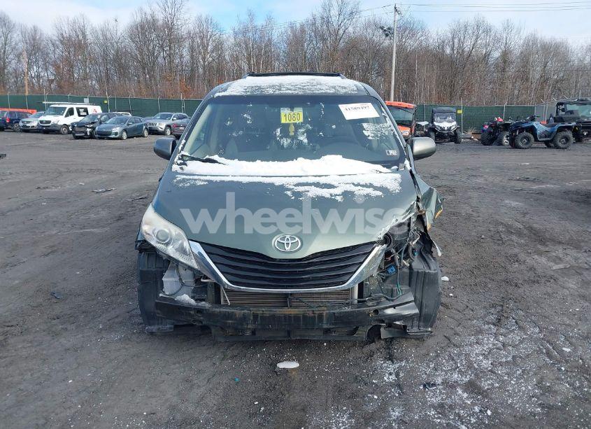 Photo 12 of 2013 Toyota Sienna LE V6 8 PASSENGER (VIN 5TDKK3DC9DS334815)