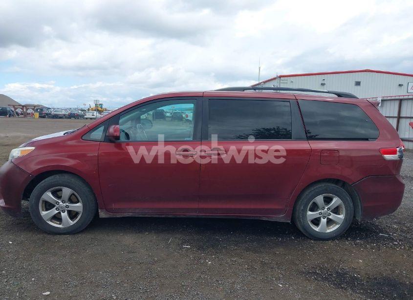Photo 15 of 2013 Toyota Sienna LE V6 8 PASSENGER (VIN 5TDKK3DC9DS363814)