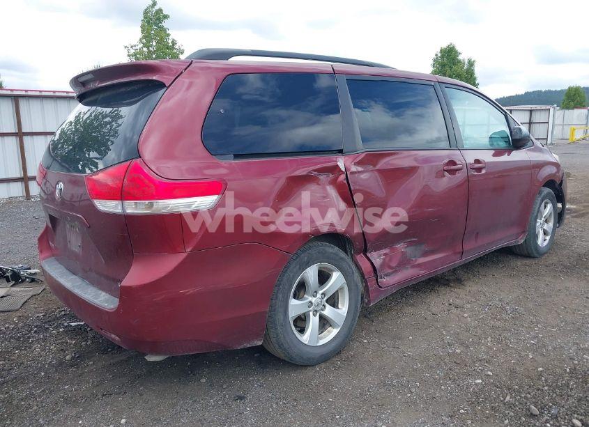 Photo 4 of 2013 Toyota Sienna LE V6 8 PASSENGER (VIN 5TDKK3DC9DS363814)