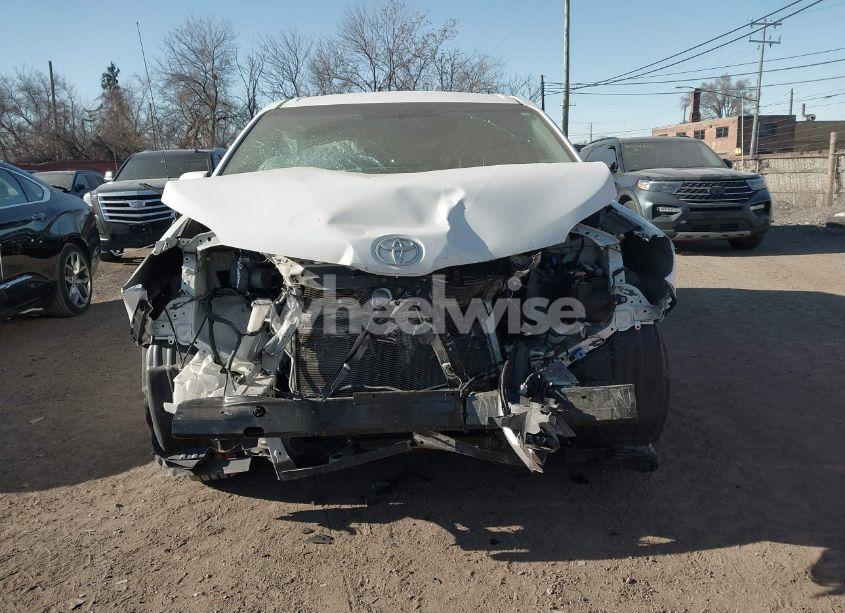 Photo 12 of 2013 Toyota Sienna LE V6 8 PASSENGER (VIN 5TDKK3DC9DS400523)