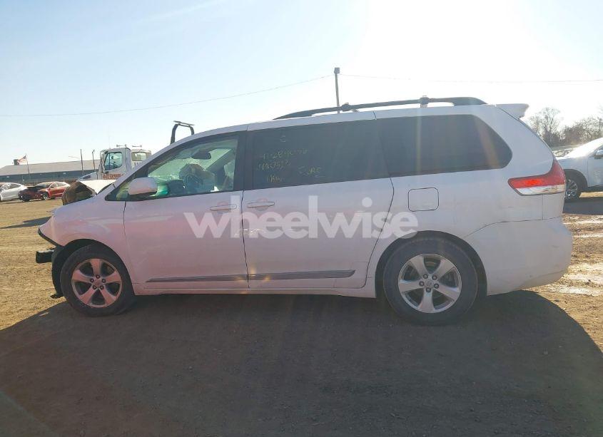 Photo 14 of 2013 Toyota Sienna LE V6 8 PASSENGER (VIN 5TDKK3DC9DS400523)