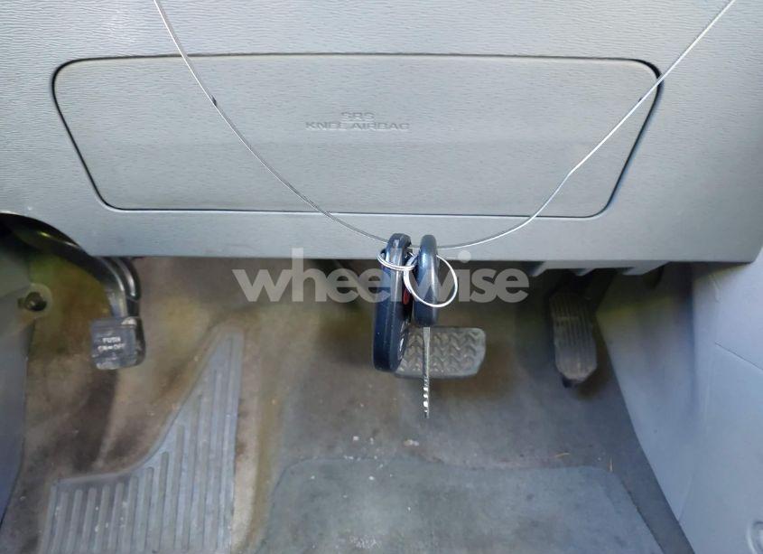 Photo 11 of 2014 Toyota Sienna LE V6 8 PASSENGER (VIN 5TDKK3DC9ES413354)