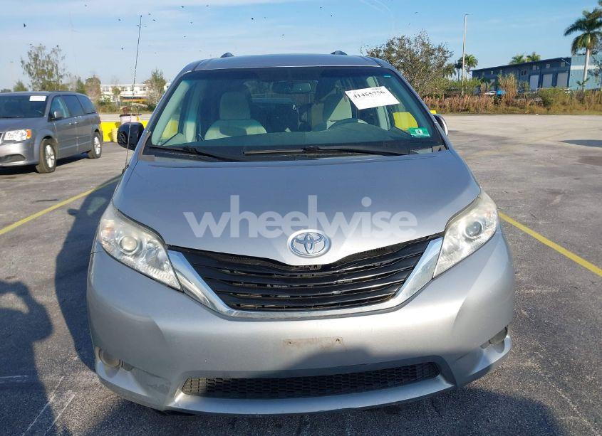 Photo 12 of 2014 Toyota Sienna LE V6 8 PASSENGER (VIN 5TDKK3DC9ES487485)