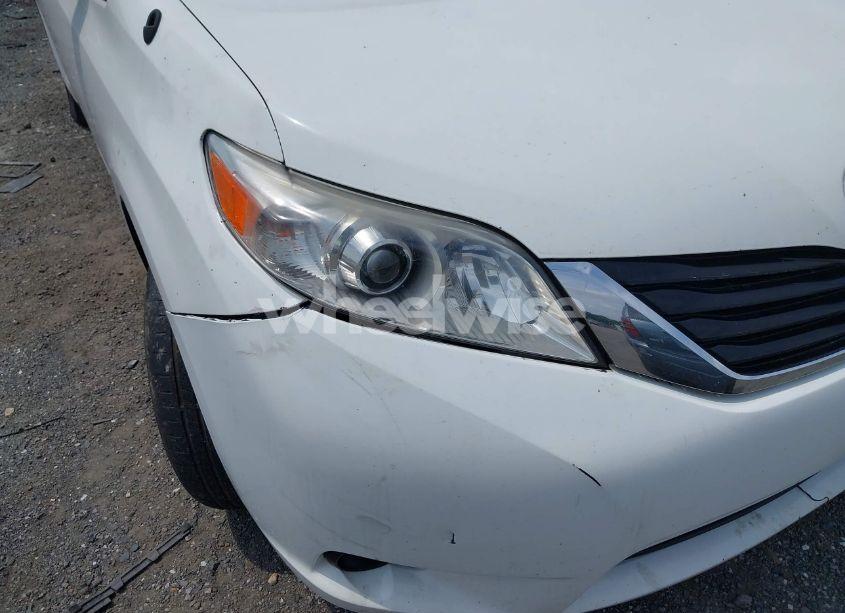 Photo 6 of 2014 Toyota Sienna LE V6 8 PASSENGER (VIN 5TDKK3DC9ES496428)