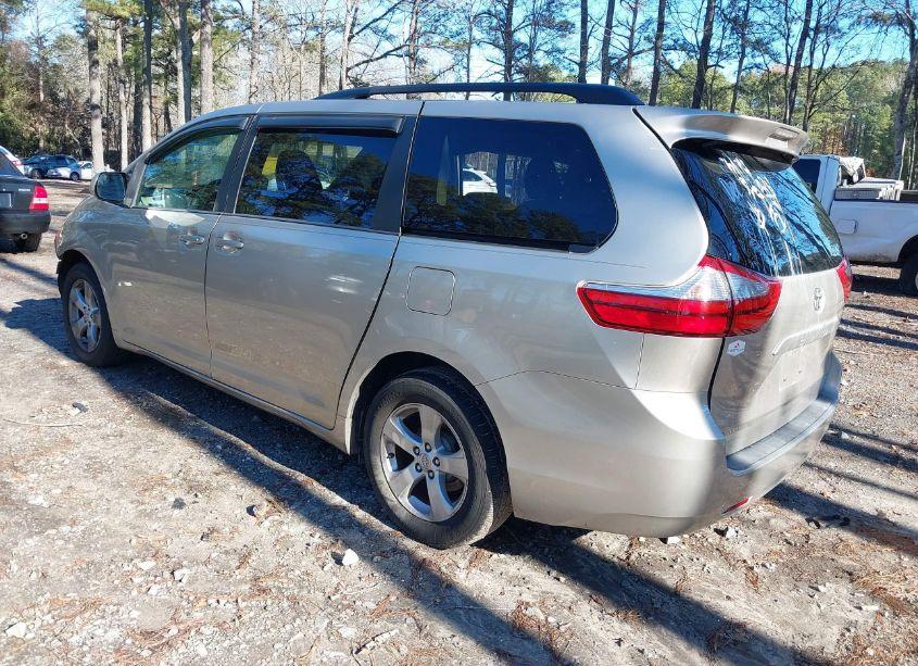 Photo 3 of 2015 Toyota Sienna LE 8 PASSENGER (VIN 5TDKK3DC9FS592545)