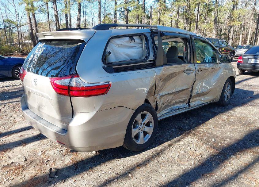 Photo 4 of 2015 Toyota Sienna LE 8 PASSENGER (VIN 5TDKK3DC9FS592545)