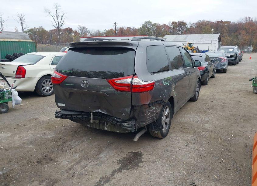 Photo 4 of 2015 Toyota Sienna LE 8 PASSENGER (VIN 5TDKK3DC9FS599933)