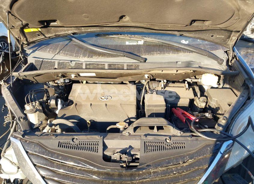 Photo 10 of 2015 Toyota Sienna LE 8 PASSENGER (VIN 5TDKK3DC9FS617332)