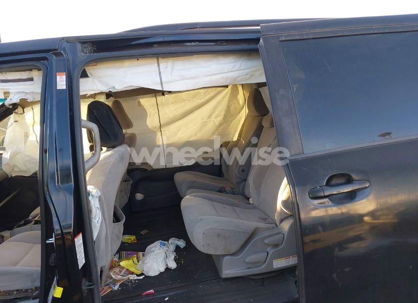 Photo 8 of 2015 Toyota Sienna LE 8 PASSENGER (VIN 5TDKK3DC9FS617332)