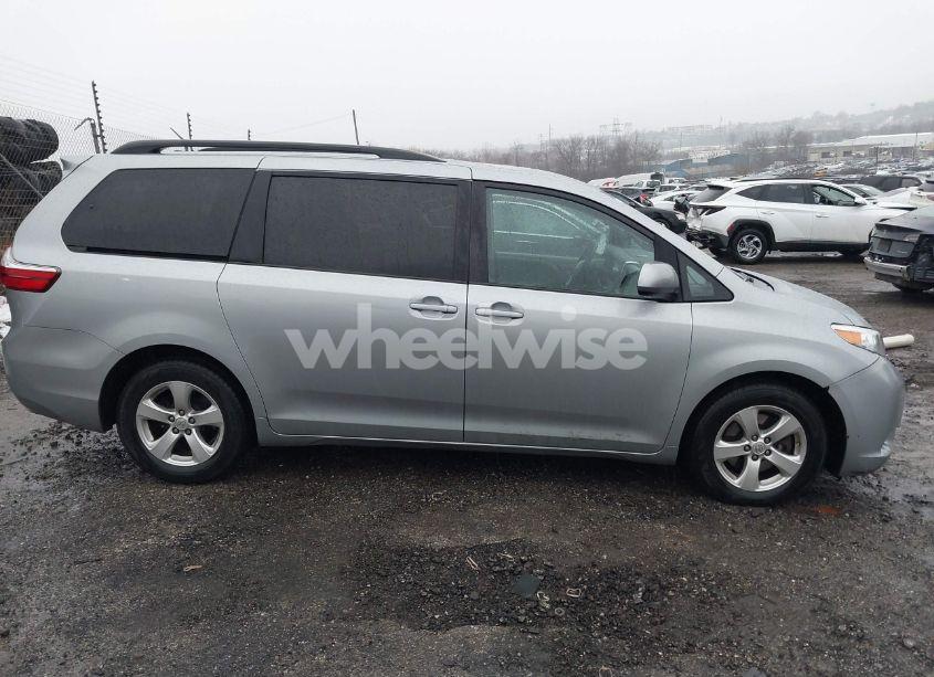 Photo 14 of 2015 Toyota Sienna LE 8 PASSENGER (VIN 5TDKK3DC9FS618965)