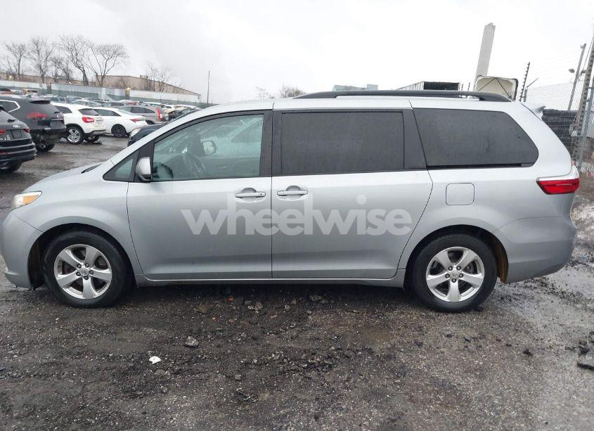 Photo 15 of 2015 Toyota Sienna LE 8 PASSENGER (VIN 5TDKK3DC9FS618965)