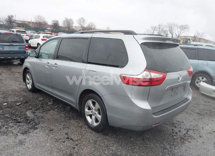 Photo 3 of 2015 Toyota Sienna LE 8 PASSENGER (VIN 5TDKK3DC9FS618965)