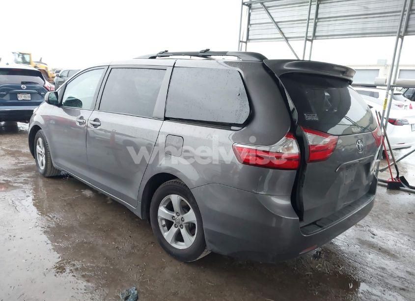 Photo 3 of 2016 Toyota Sienna LE 8 PASSENGER (VIN 5TDKK3DC9GS694686)