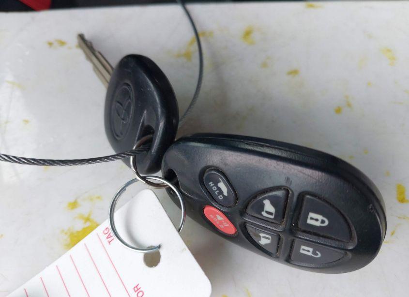 Photo 11 of 2016 Toyota Sienna LE 7 PASSENGER (VIN 5TDKK3DC9GS754403)