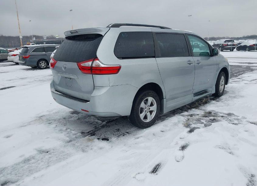 Photo 4 of 2016 Toyota Sienna LE 7 PASSENGER (VIN 5TDKK3DC9GS754403)