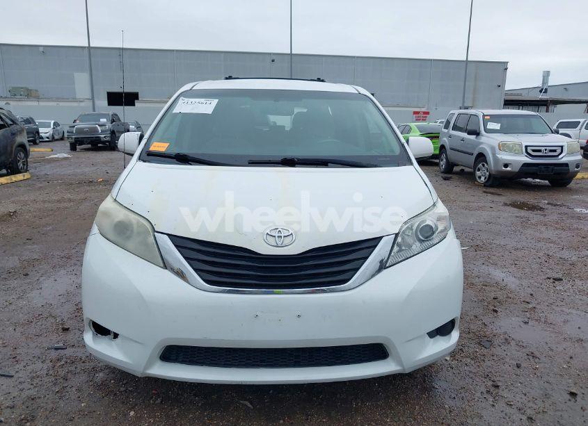Photo 12 of 2011 Toyota Sienna LE V6 (VIN 5TDKK3DCXBS055354)