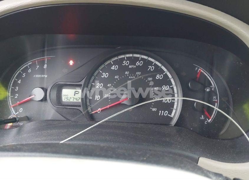 Photo 7 of 2011 Toyota Sienna LE V6 (VIN 5TDKK3DCXBS096325)