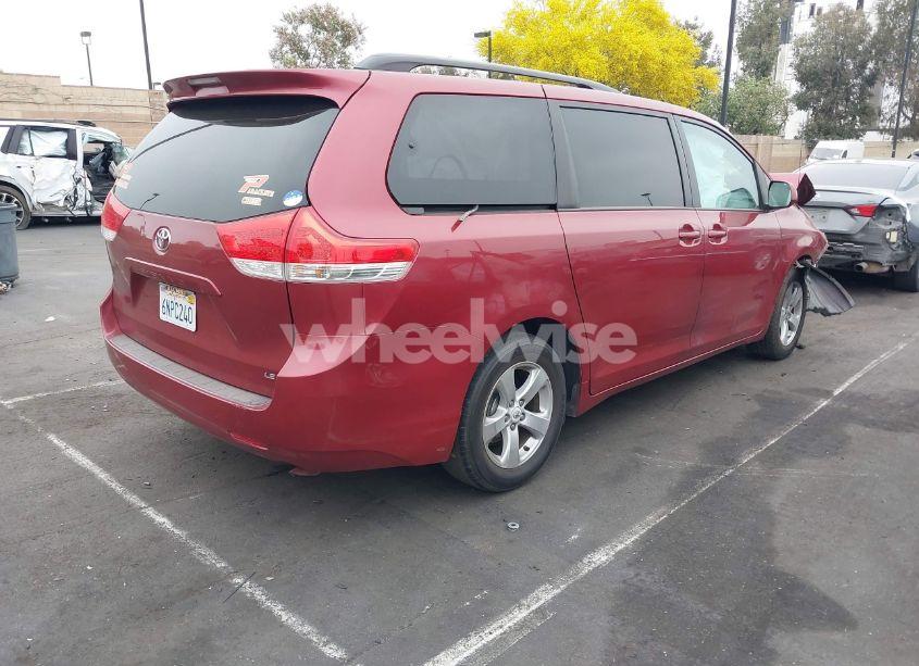 Photo 4 of 2011 Toyota Sienna LE V6 (VIN 5TDKK3DCXBS113236)