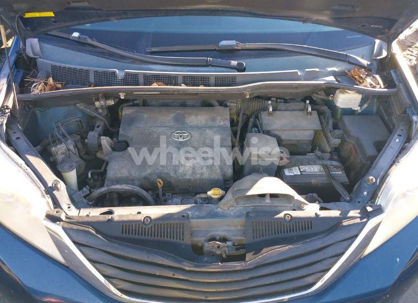 Photo 10 of 2011 Toyota Sienna LE V6 (VIN 5TDKK3DCXBS150481)