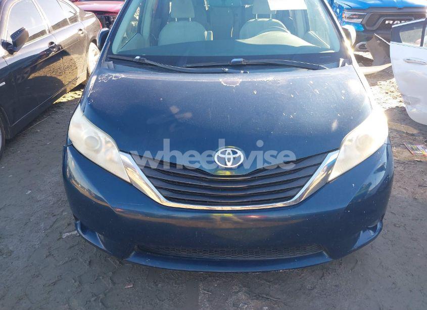 Photo 12 of 2011 Toyota Sienna LE V6 (VIN 5TDKK3DCXBS150481)