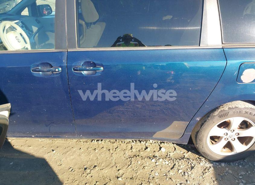 Photo 14 of 2011 Toyota Sienna LE V6 (VIN 5TDKK3DCXBS150481)