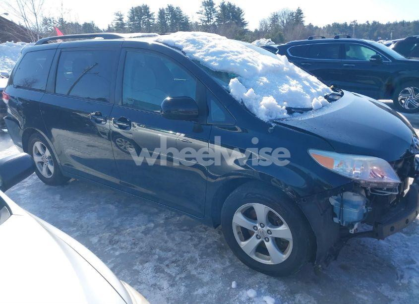 Photo 13 of 2011 Toyota Sienna LE V6 (VIN 5TDKK3DCXBS166180)