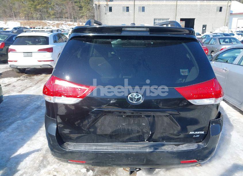 Photo 16 of 2011 Toyota Sienna LE V6 (VIN 5TDKK3DCXBS166180)