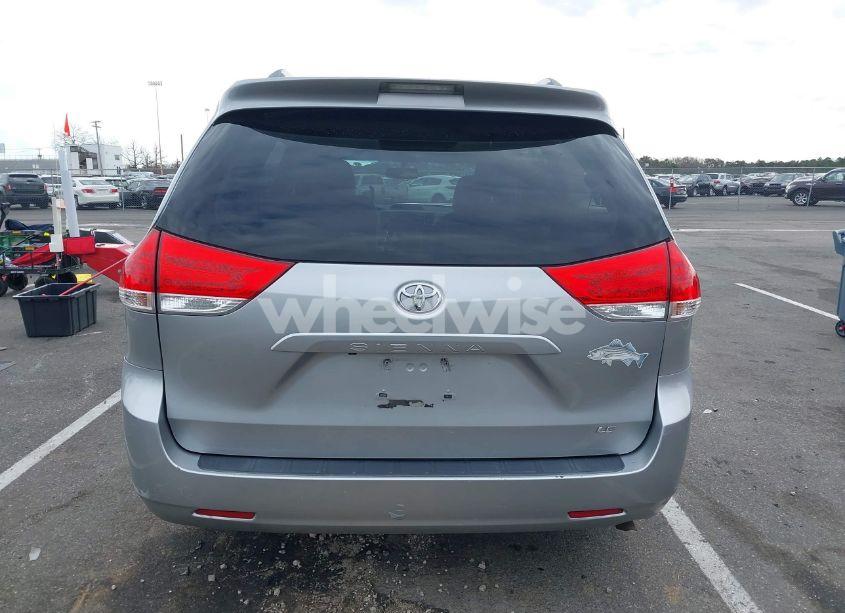 Photo 16 of 2012 Toyota Sienna LE V6 8 PASSENGER (VIN 5TDKK3DCXCS187273)
