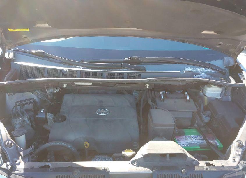 Photo 10 of 2012 Toyota Sienna LE V6 8 PASSENGER (VIN 5TDKK3DCXCS199391)