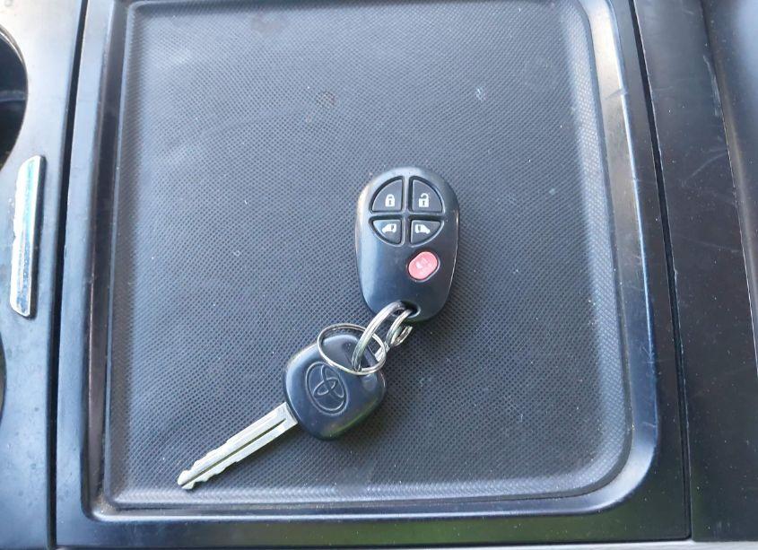 Photo 11 of 2012 Toyota Sienna LE V6 8 PASSENGER (VIN 5TDKK3DCXCS199391)